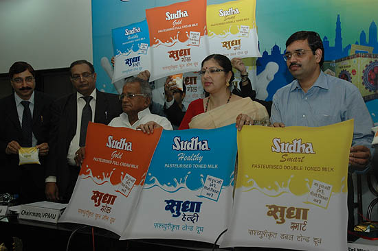  Rajendra Prasad Singh, Chairman, VPMU,  Harjot Kaur, Managing Director, Bihar State Milk Cooperative Fedration Ltd. and Vipin Kumar, Additional Resident Commissioner, Bihar Bhawan, New Delhi, while the displaying the product exhibits at the launch of Bihar’s “Sudha” Milk & Milk products in Delhi/NCR, at the Constitution Club of India, New Delhi on 5th November, 2012.