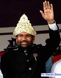 paswan's Sankalp Rally