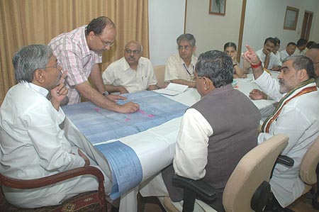 Nitish Kumar presiding over a meeting to discuss the problems and solutions of water logging at 1, Aney Marg, Patna on 18th July, 2008. 